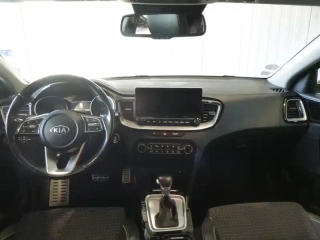 Kia Xceed 1.4 t-gdi 140ch design dct7 — photo 15