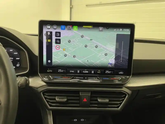 Seat Leon 1.5 etsi hybrid 115 dsg7 — photo 14