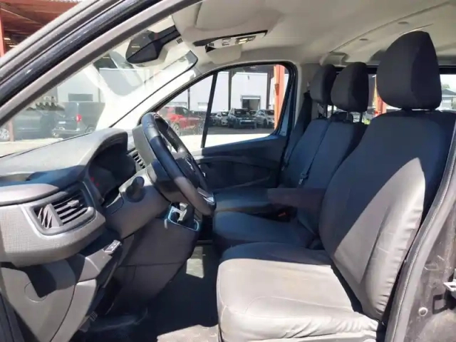Renault Trafic ca l2h1 3000 kg blue dci 170 — photo 9