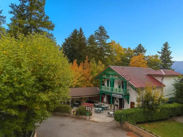 THORENC : Idéale maison & table d'hôtes au coeur du village