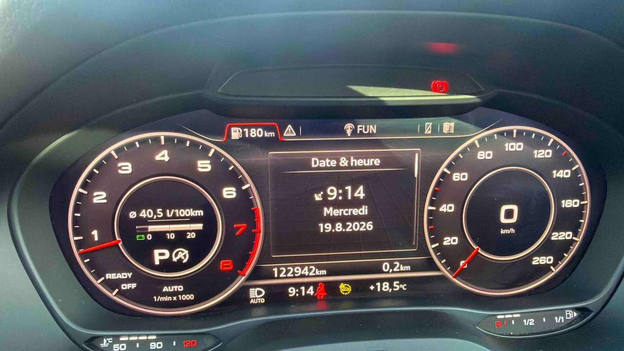 Audi Q2 35 TFSI 150 S tronic 7 — photo 10