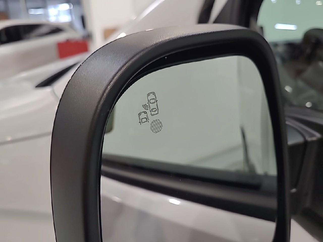 Citroën Berlingo van m diesel 100 ch manuelle — photo 24