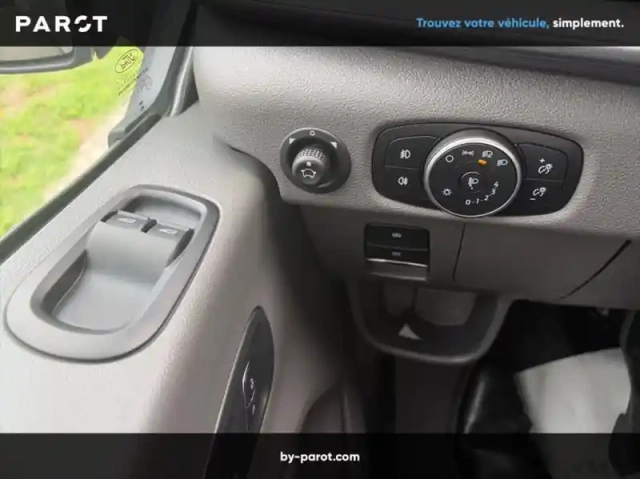 Ford Transit fourgon fg t310 l2h2 2.0 ecoblue 130ch bva8 trend — photo 26