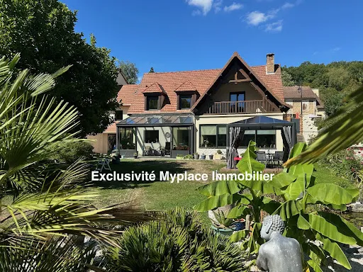Maison 8 pièces 223 m²