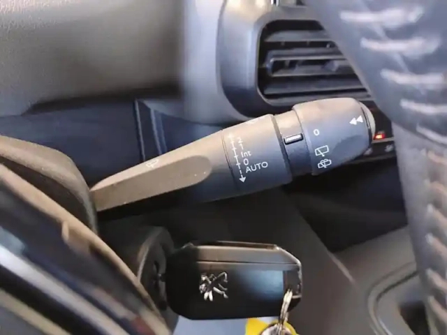 Peugeot Rifter standard puretech 110 s&amp;s bvm6 5pl style — photo 18