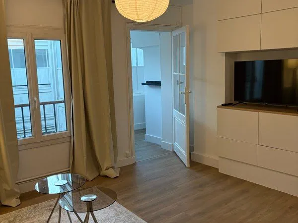 Studio avec Loggia Rénové tout équipé
