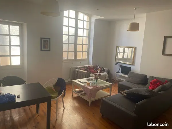 Appartement quartier saint Michel rue Menut