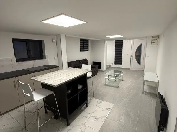 Loue appartement de 45M2 aux rdc d une maison individuelle