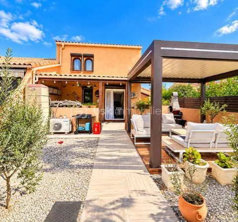 Maison entièrement rénovée à 300 M de la plage et du port
