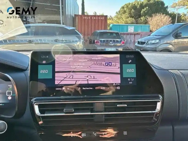 Citroën C5 Aircross hybride rechargeable 180 e-eat8 — photo 32