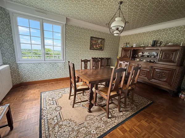 Maison 8 pièces 157 m²