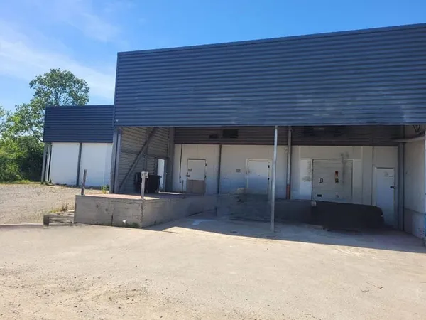 Local d'activité 650 m²