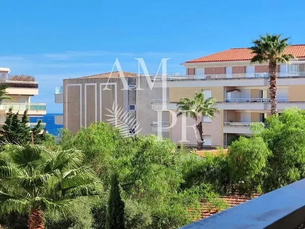 Cannes Palm Beach - Grand studio de 30 m2 - vue dégagée