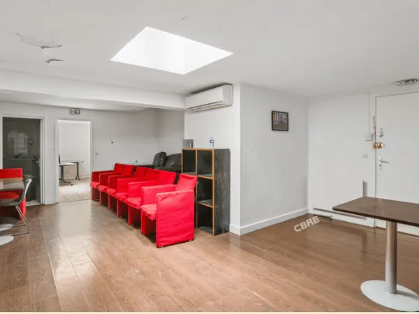 Boutique 270 m²