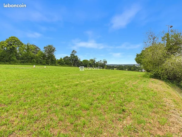 Terrain 765 m² SAINT THOIS