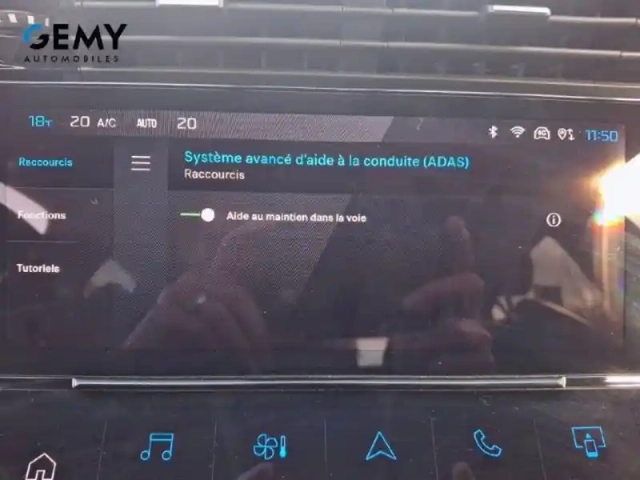Peugeot 308 phev 180 e-eat8 — photo 152