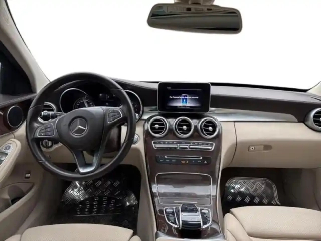 Mercedes Classe C break 200 4matic 9g-tronic — photo 6