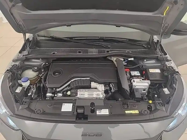 Peugeot 208 hybrid 110 ch e-dcs6 — photo 70