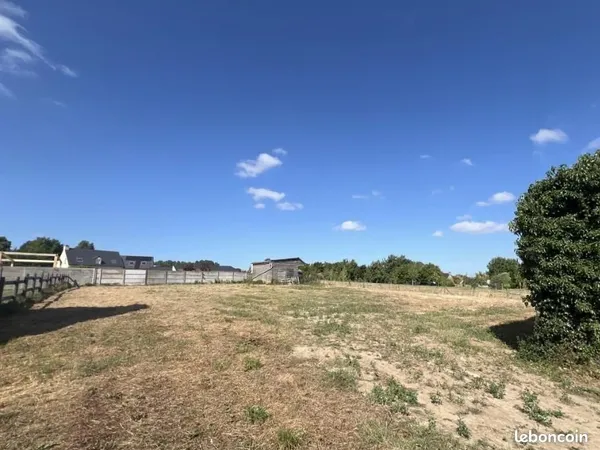 Terrain 1 378 m² Plumaudan