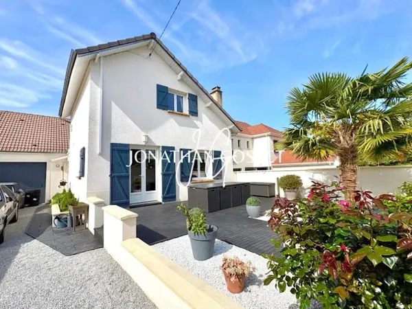 Maison 6 pièces 150 m²
