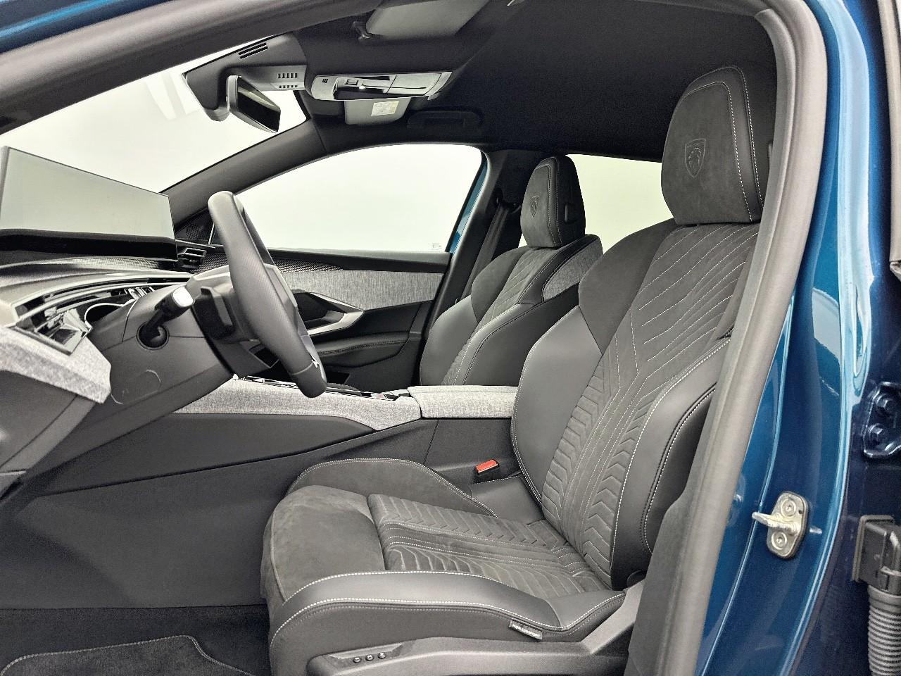 Peugeot 5008 hybrid 145 ch e-dcs6 gt — photo 9