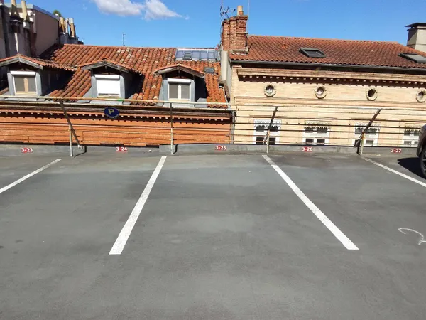 Parking 12 m²