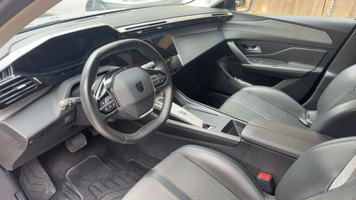 Peugeot 308 SW 1.5 BlueHDi 130 EAT8 - Allure Pack – 2023 – 120877 km – Diesel – Boîte Automatique — photo 22