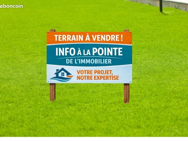 Terrain 660 m² Le fret