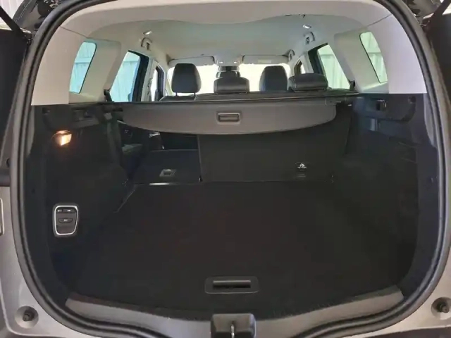Renault Scenic grand  tce 160 energy edc — photo 23
