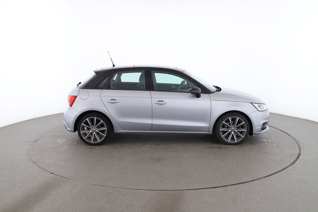 Audi A1 Sportback 1.4 TFSI Ambition Luxe S Tronic — photo 6