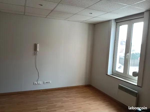 Local professionnel bureau