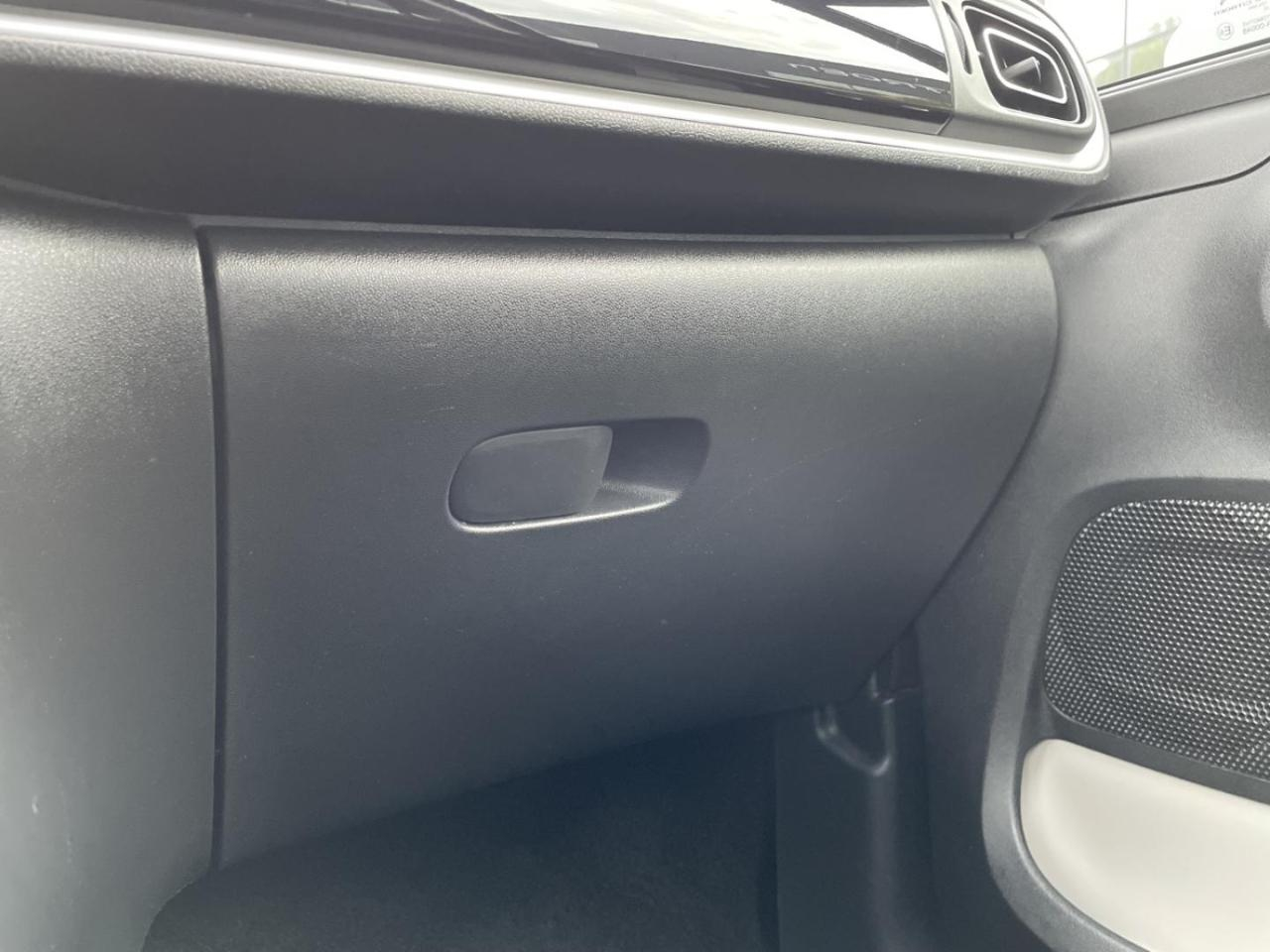 Citroën C3 1.2 puretech 83ch s&s shine — photo 28