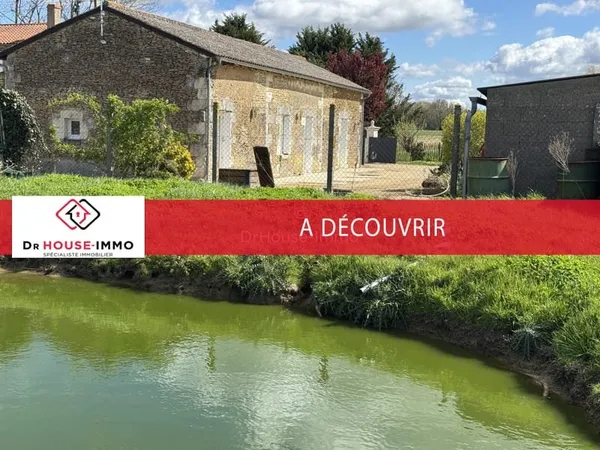 Maison en pierre avec piscine proche Mirebeau