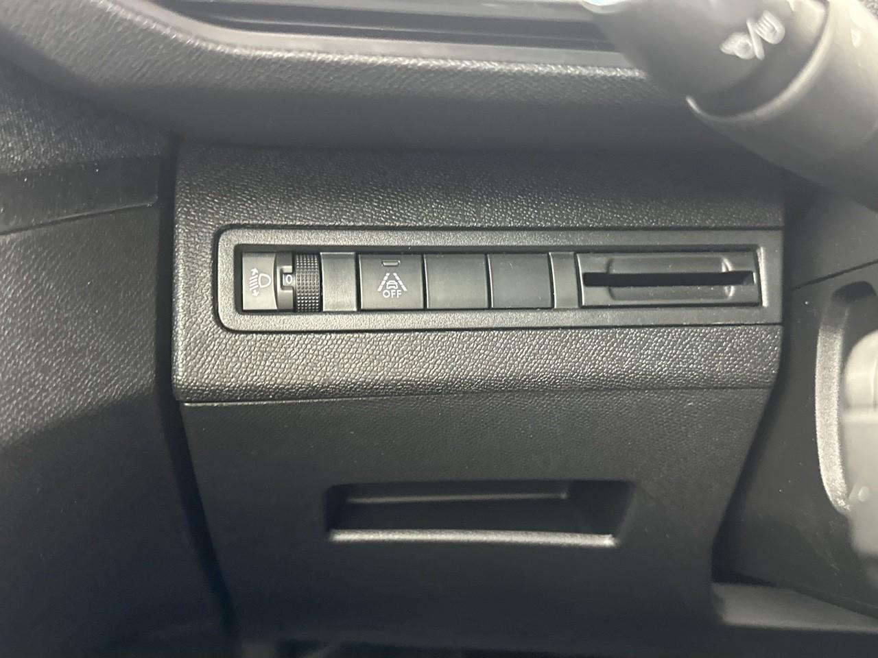 Peugeot 3008 puretech 130ch s&s bvm6 allure pack — photo 16