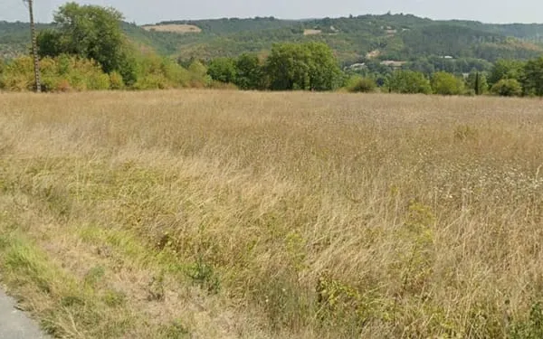 Terrain à bâtir de 1983 m² à SAINT-CYBRANET (24)