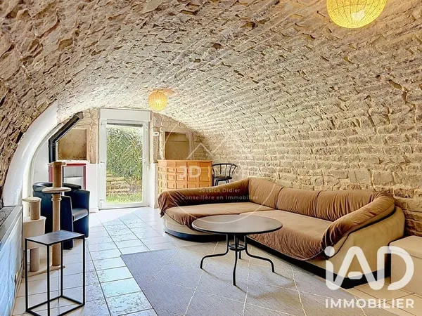 Maison 9 pièces 234 m²