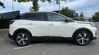 Peugeot 3008 HYBRID 225ch GT Pack e-EAT8 — photo 4
