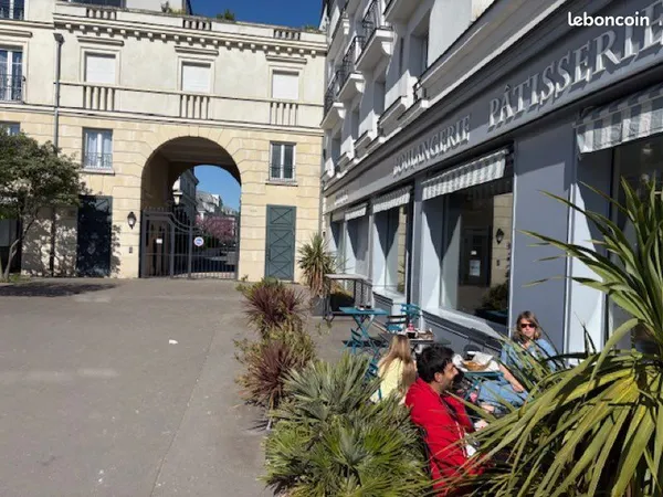1 place de parking sécurisé en sous sol à 150 mètres de la place TOSCANE