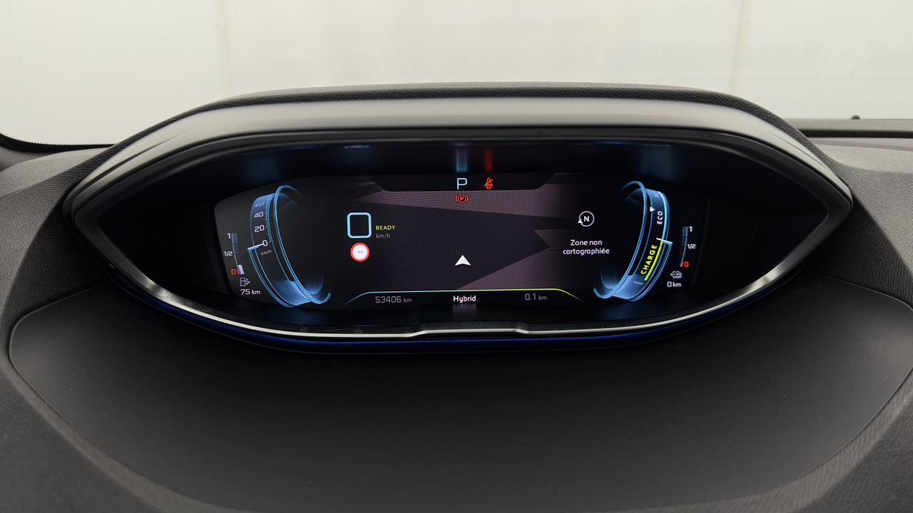 Peugeot 3008 Hybrid 225 e-EAT8 — photo 20