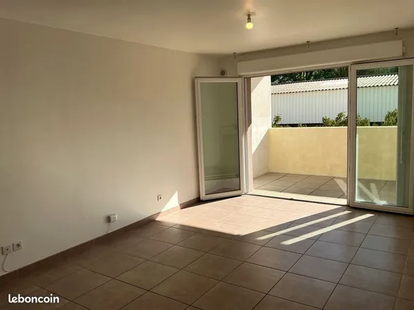 T3 63 m² + terrasse 17,5 m² - Tram au pied - DPE B