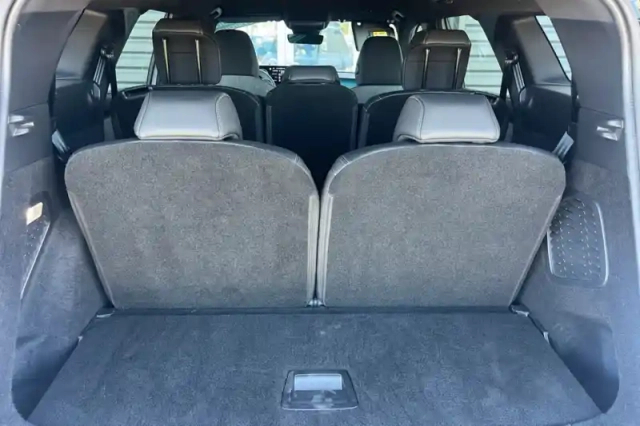 Peugeot 5008 electrique 210 ch 73 kwh — photo 15