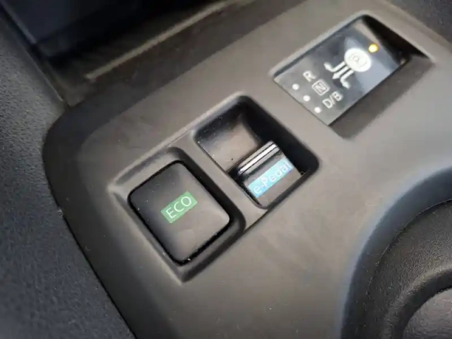 Nissan Leaf electrique 62kwh — photo 9