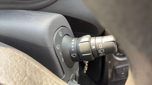 Renault Clio 1.5 DCI 90 - Expression – 2012 – 144000 km – Diesel – Boîte Manuelle — photo 5