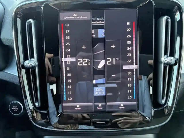 Volvo Xc40 t4 recharge 129+82 ch dct7 — photo 20