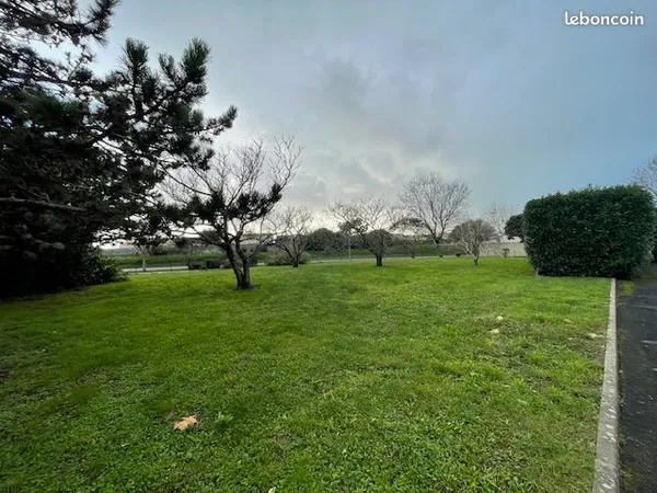 Terrain 1 700 m² Angoulins