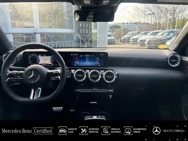 Mercedes Classe A 180 d 116ch amg line 8g-dct — photo 6