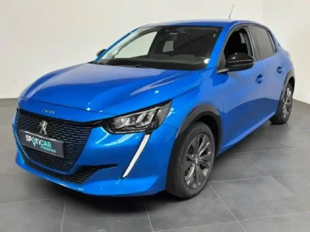 Peugeot 208 e- 136ch style — photo 1