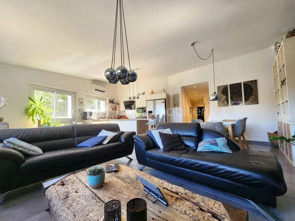 Appartement 4 pièces 122 m²