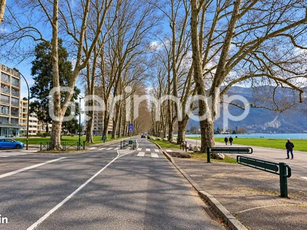 Studio 1 pièce 21 m²