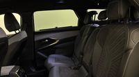 Peugeot 5008 Hybrid 136ch GT e-DCS6 — photo 13